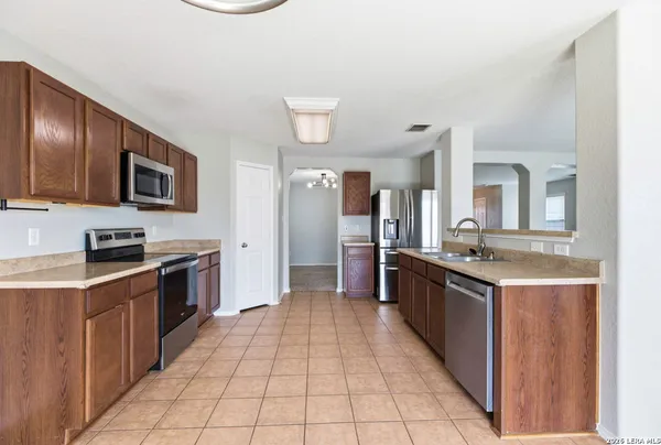 $2,099 | 12114 Mountain Pine, San Antonio, TX 78254