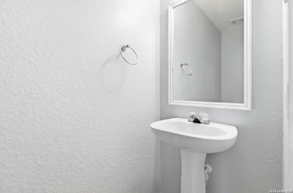 $2,099 | 12114 Mountain Pine, San Antonio, TX 78254