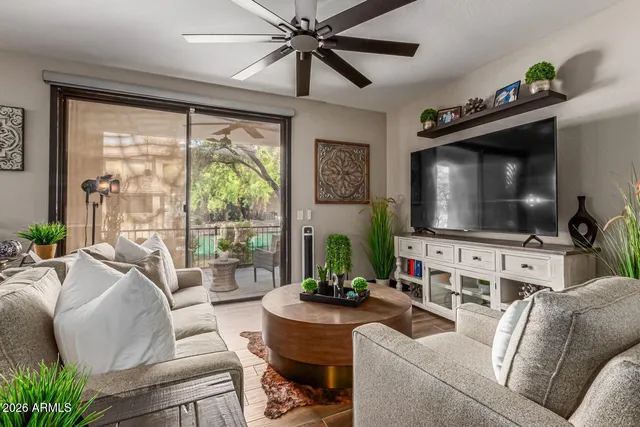 $379,000 | 705 West Queen Creek Road, Unit 1031, Chandler, AZ 85248