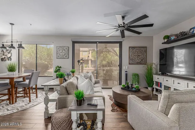 $379,000 | 705 West Queen Creek Road, Unit 1031, Chandler, AZ 85248