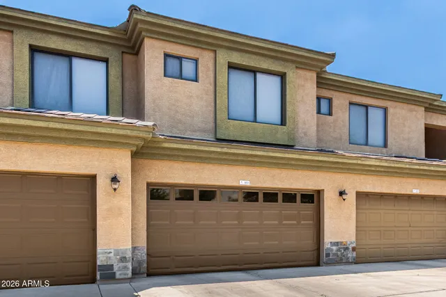 $379,000 | 705 West Queen Creek Road, Unit 1031, Chandler, AZ 85248