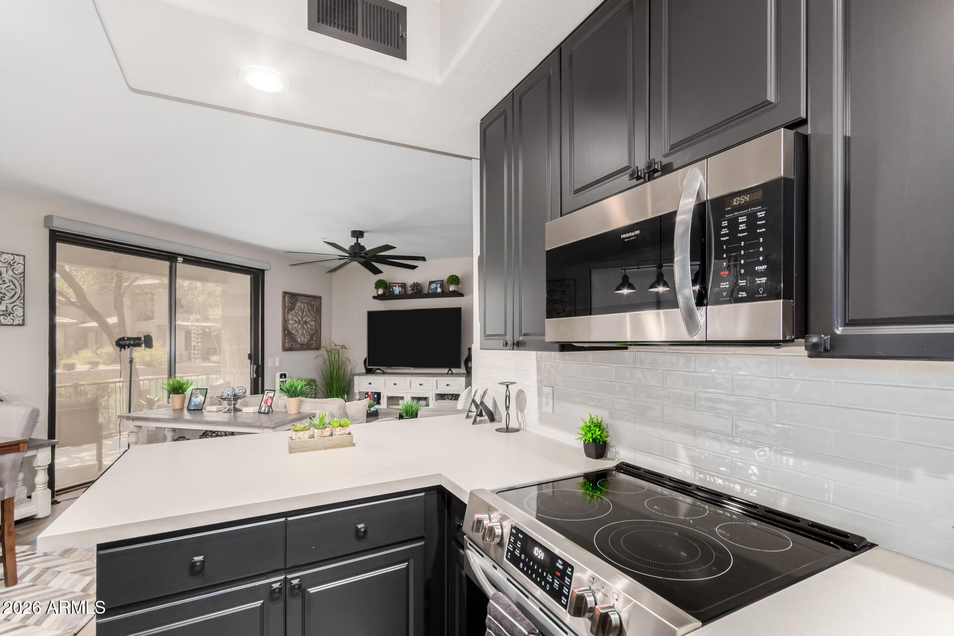 705 West Queen Creek Road, Unit 1031 Chandler, AZ 85248 - Photo 8 of 33 16 - Queen Creek