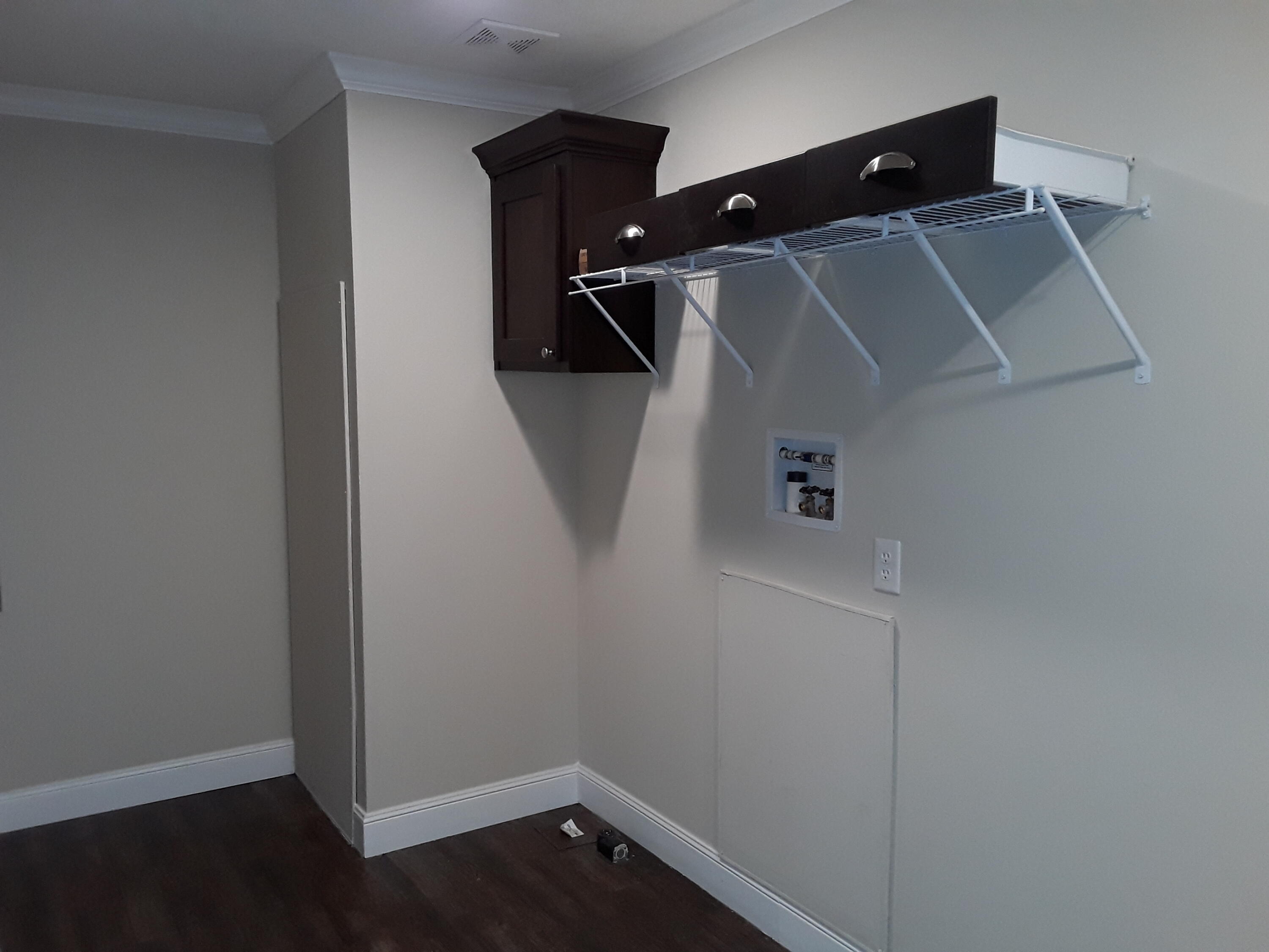 3074 King Lake Road DeFuniak Springs, FL 32433 - Photo 23 of 60 Laundry Area