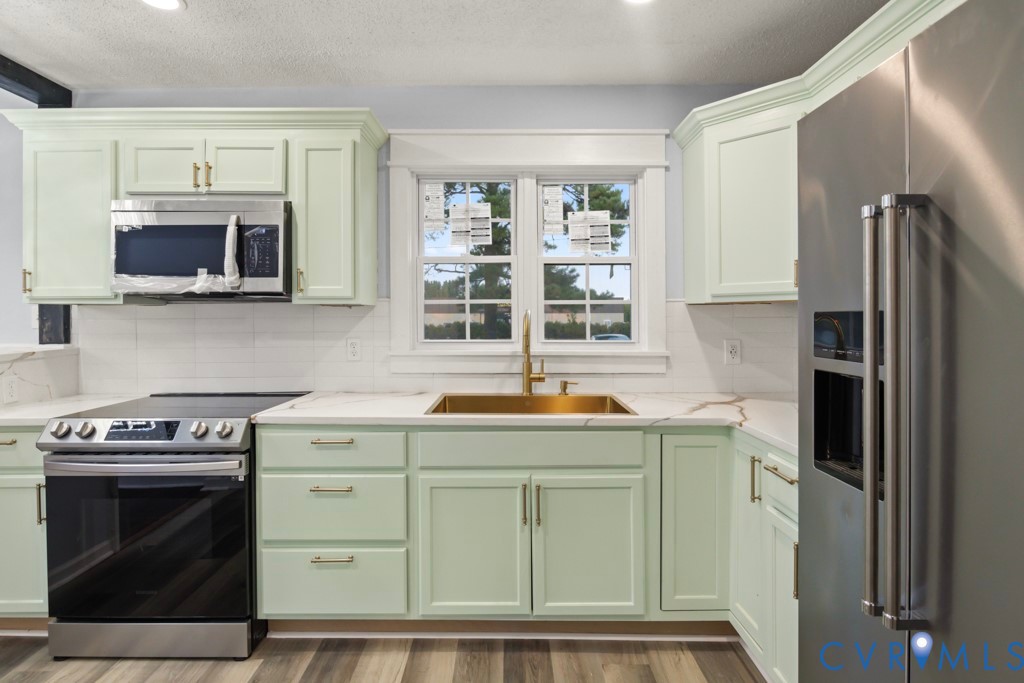 2617 Courtland Road Petersburg, VA 23805 - Photo 4 of 25