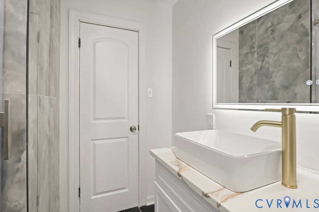 2617 Courtland Road Petersburg, VA 23805 - Photo 6 of 25