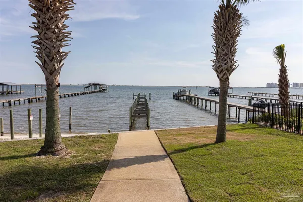 $412,000 | 1954 Mooring Drive, Navarre, FL 32566