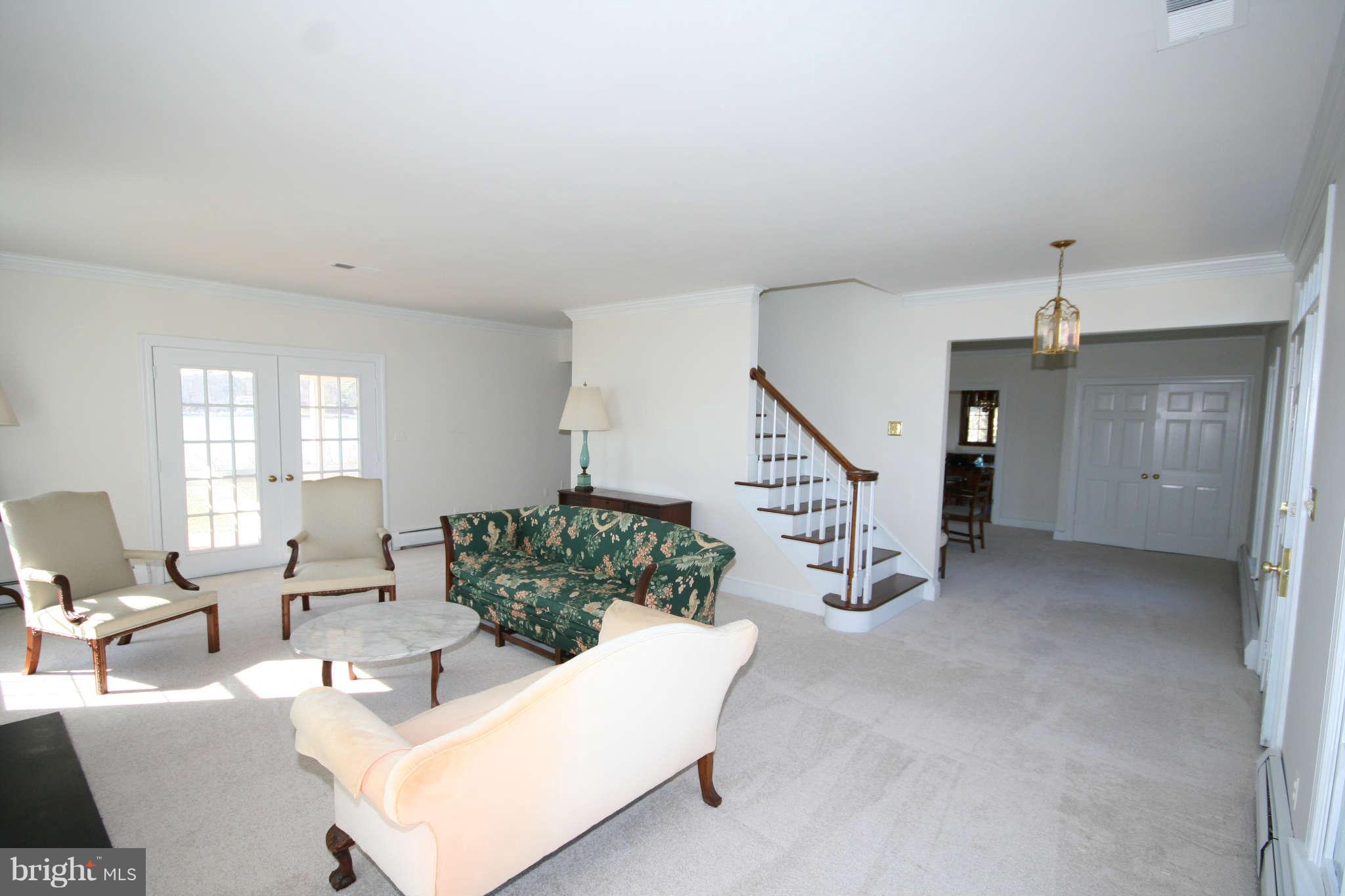 13648 Store Road Lusby, MD 20657 - Photo 9 of 23 Living Room