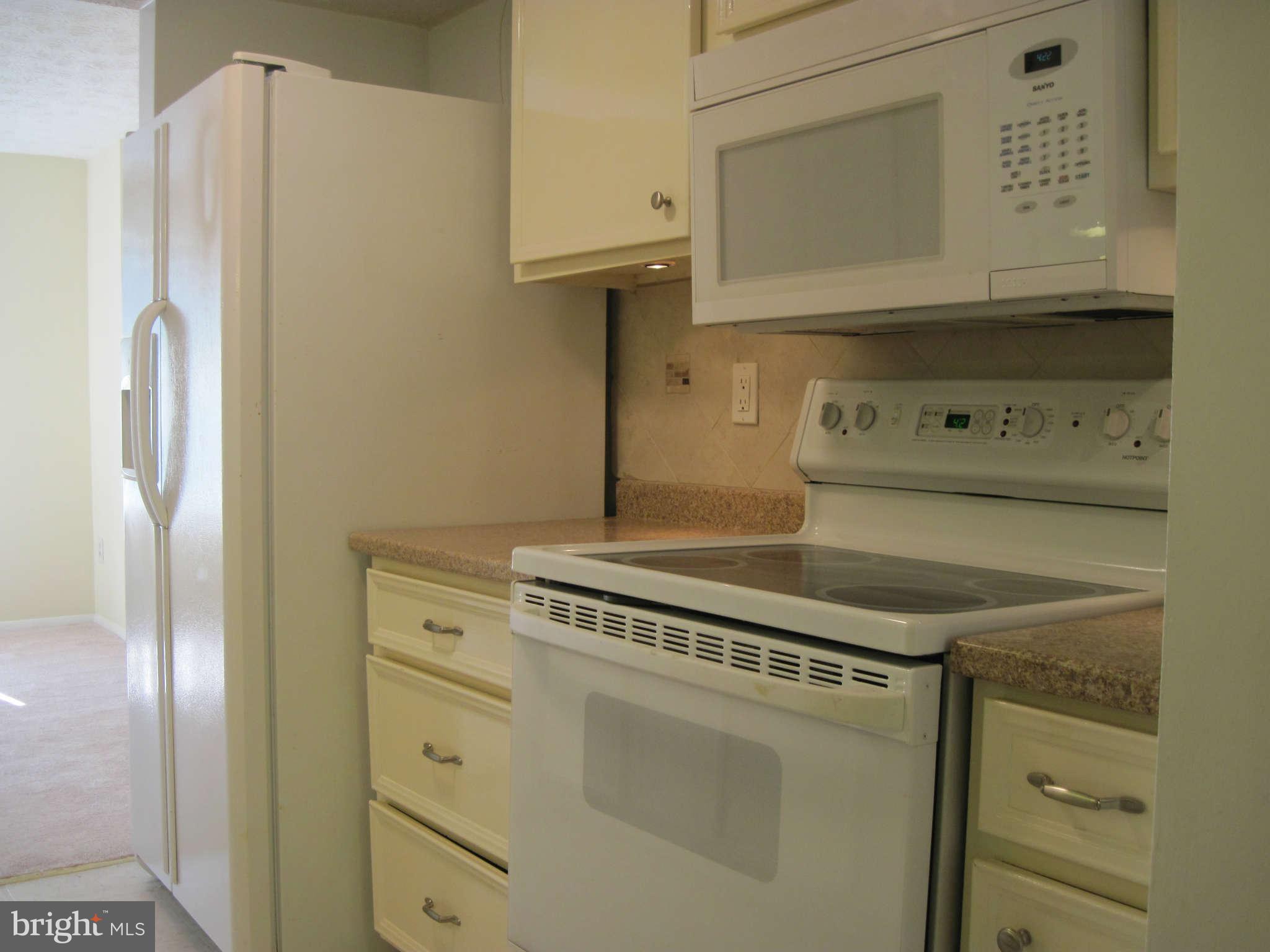 8281 Bark Tree Court Springfield, VA 22153 - Photo 3 of 8 Kitchen
