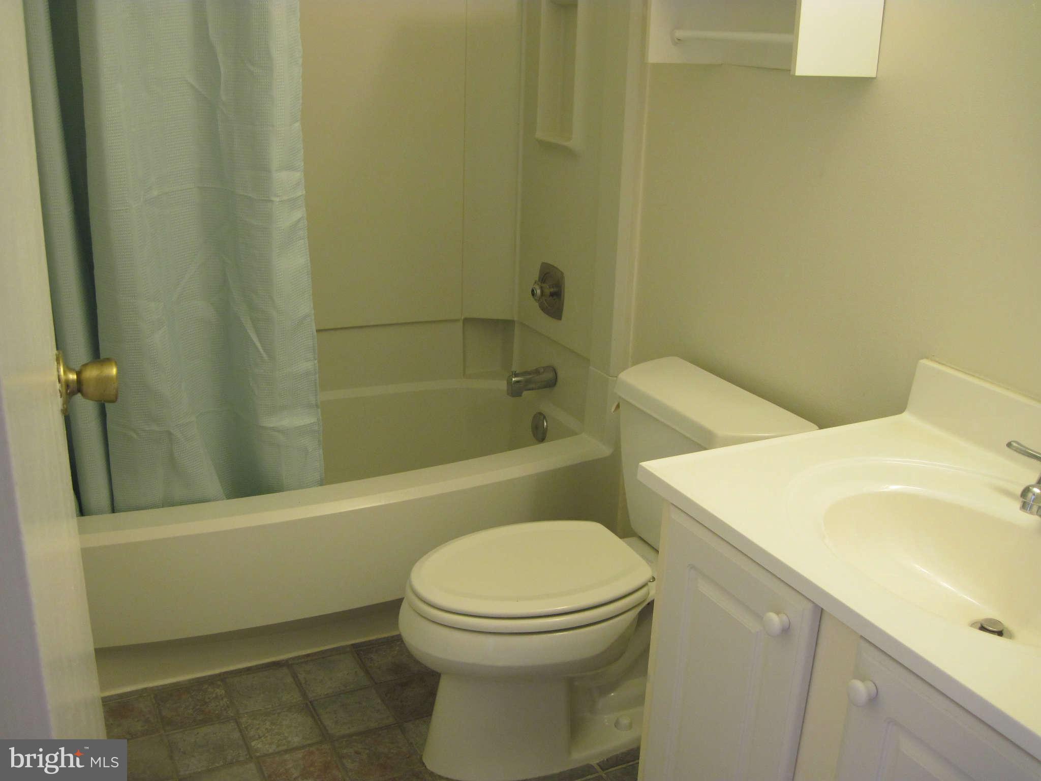 8281 Bark Tree Court Springfield, VA 22153 - Photo 6 of 8 Bath