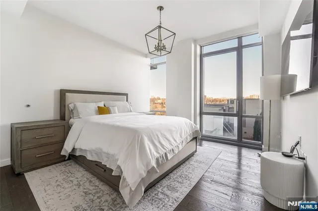 $1,480,000 | 320 Adolphus Avenue, Unit 916, Cliffside Park, NJ 07010