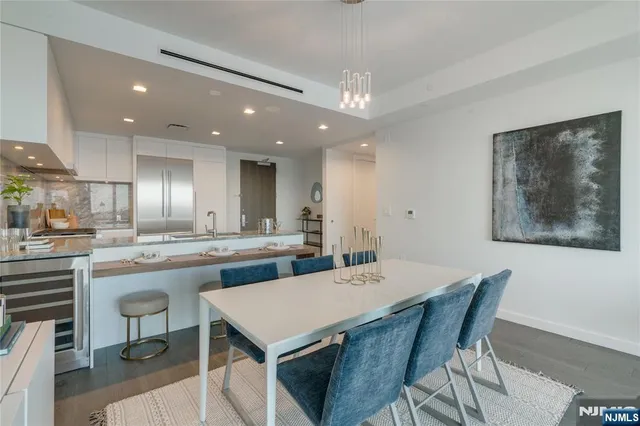 $1,480,000 | 320 Adolphus Avenue, Unit 916, Cliffside Park, NJ 07010