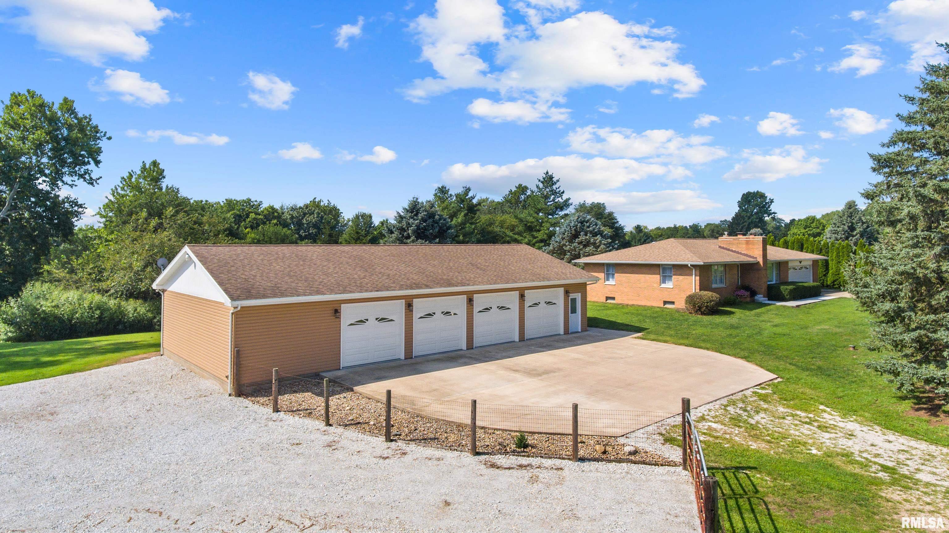 219 Zimmerman Road Metamora, IL 61548 - Photo 4 of 65 Gallery Image 4