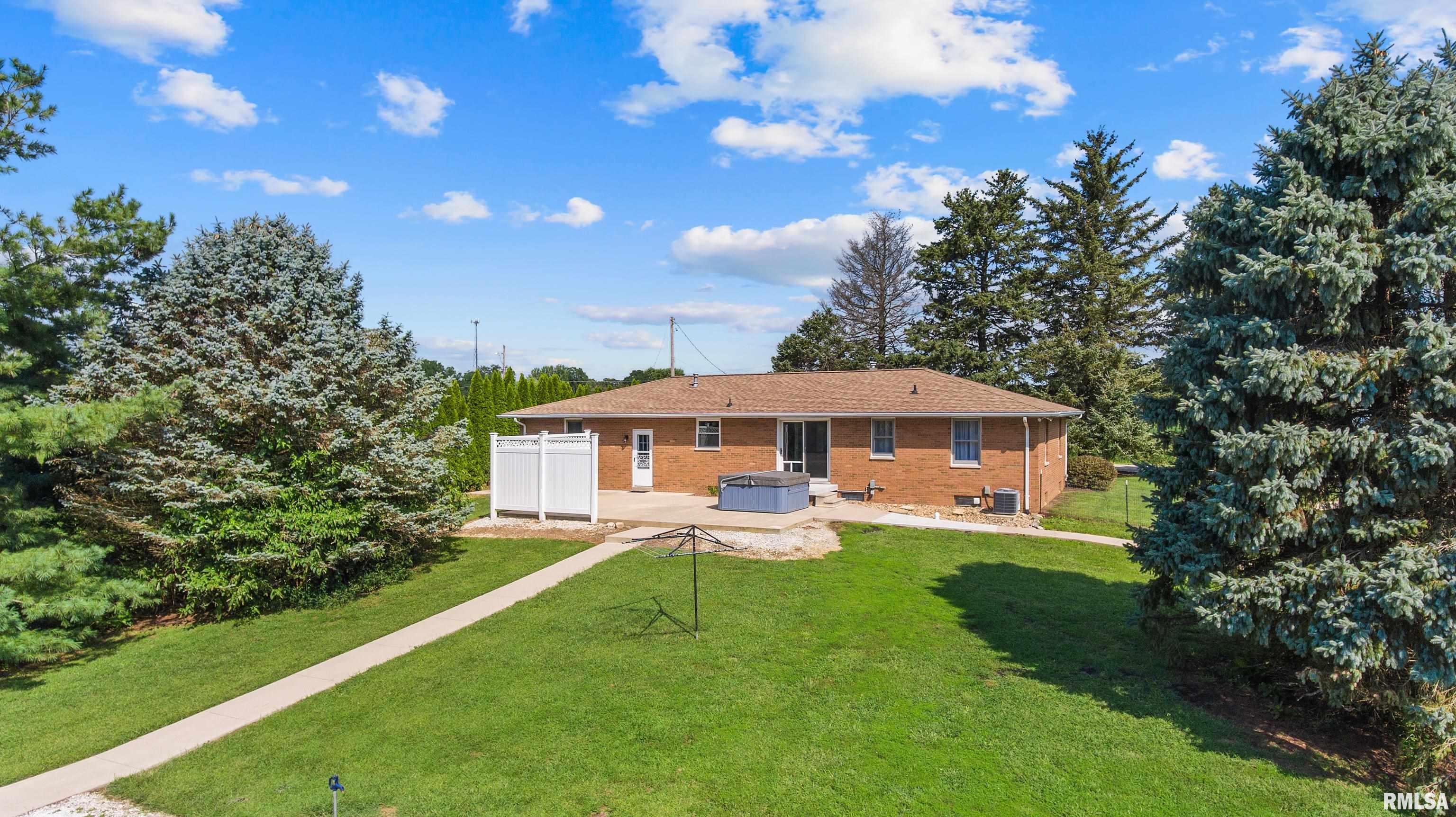 219 Zimmerman Road Metamora, IL 61548 - Photo 8 of 65 Gallery Image 8
