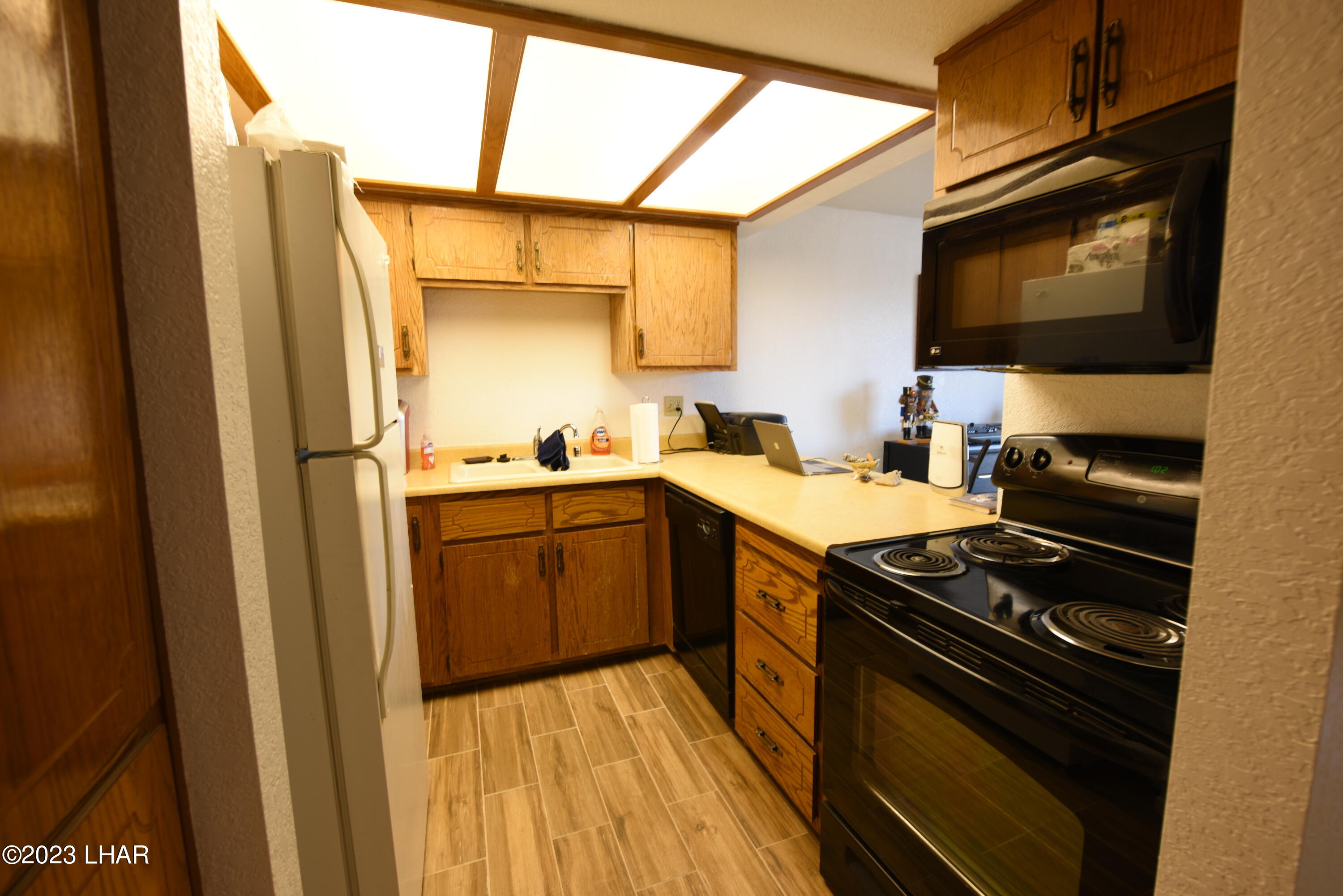 8625 Riverside Drive, Unit 70 Parker, AZ 85344 - Photo 12 of 29 DSC_5247