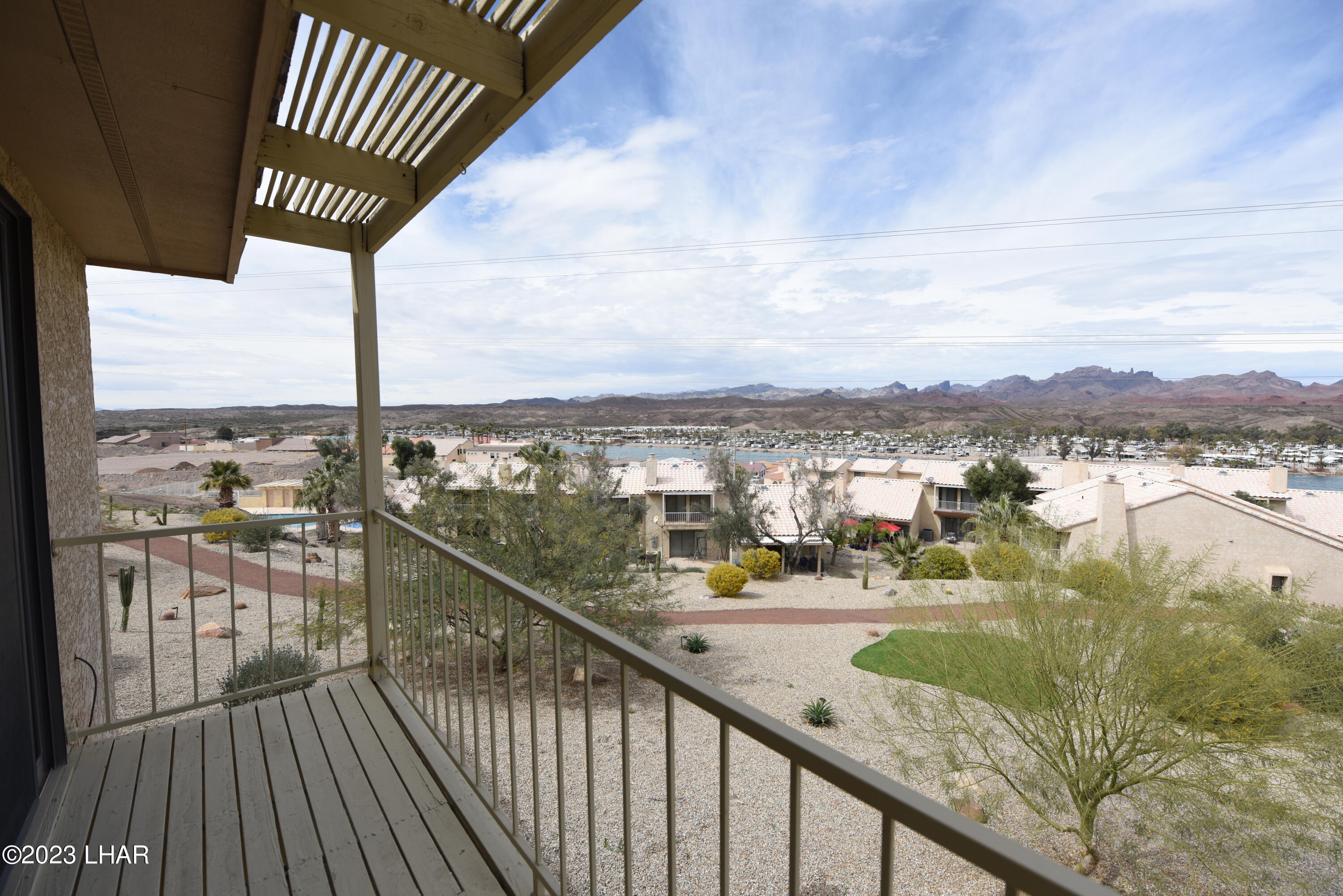 8625 Riverside Drive, Unit 70 Parker, AZ 85344 - Photo 6 of 29 DSC_5289