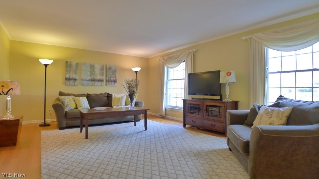 2676 Rochester Road Shaker Heights, OH 44122 - Photo 11 of 33 Gallery Image 11