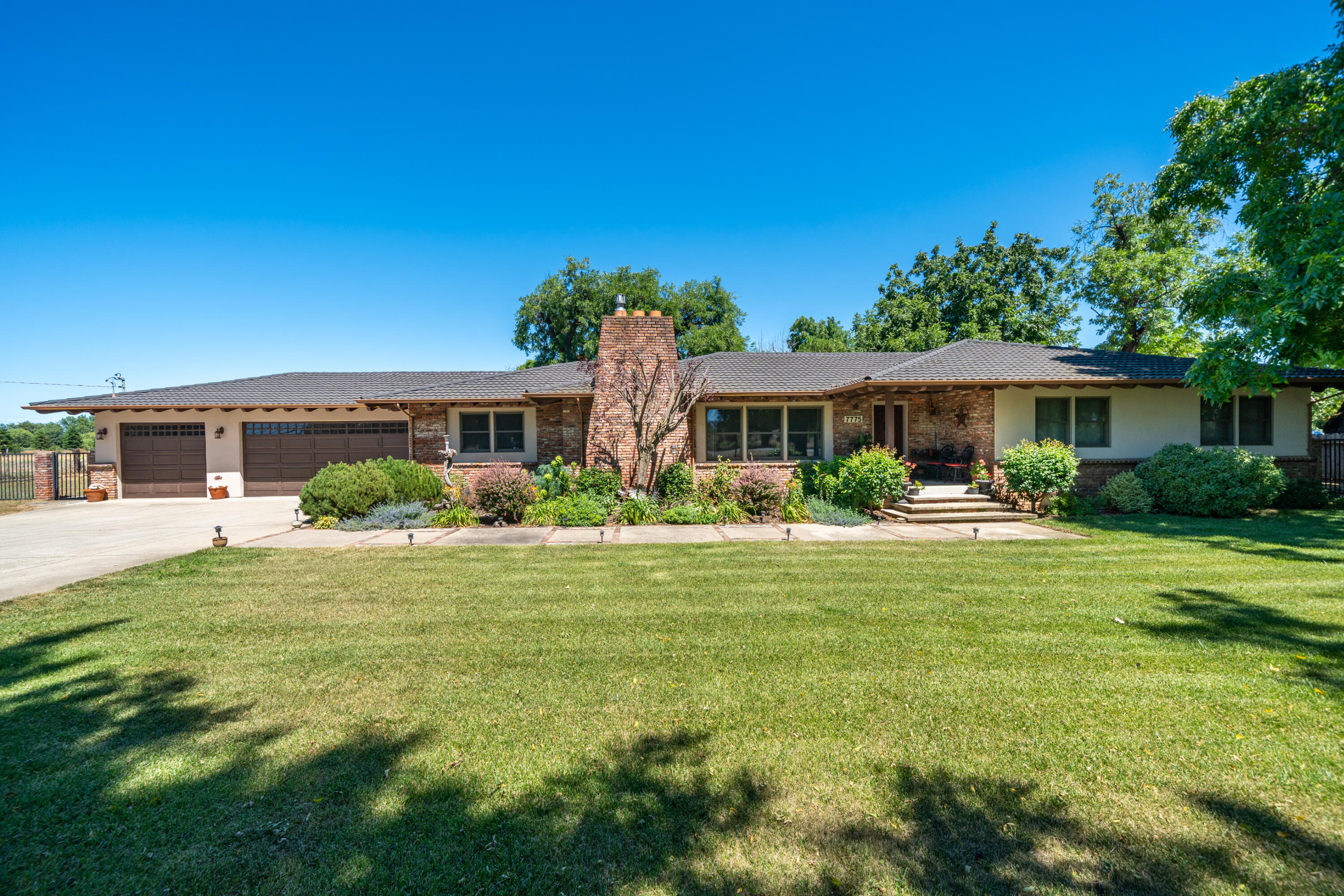 7775 Churn Creek Road Redding, CA 96002 - Photo 6 of 87 7775 Churn Crk Rd-10