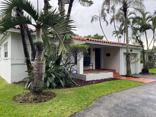 $5,500 | 600 Alminar Avenue, Coral Gables, FL 33146