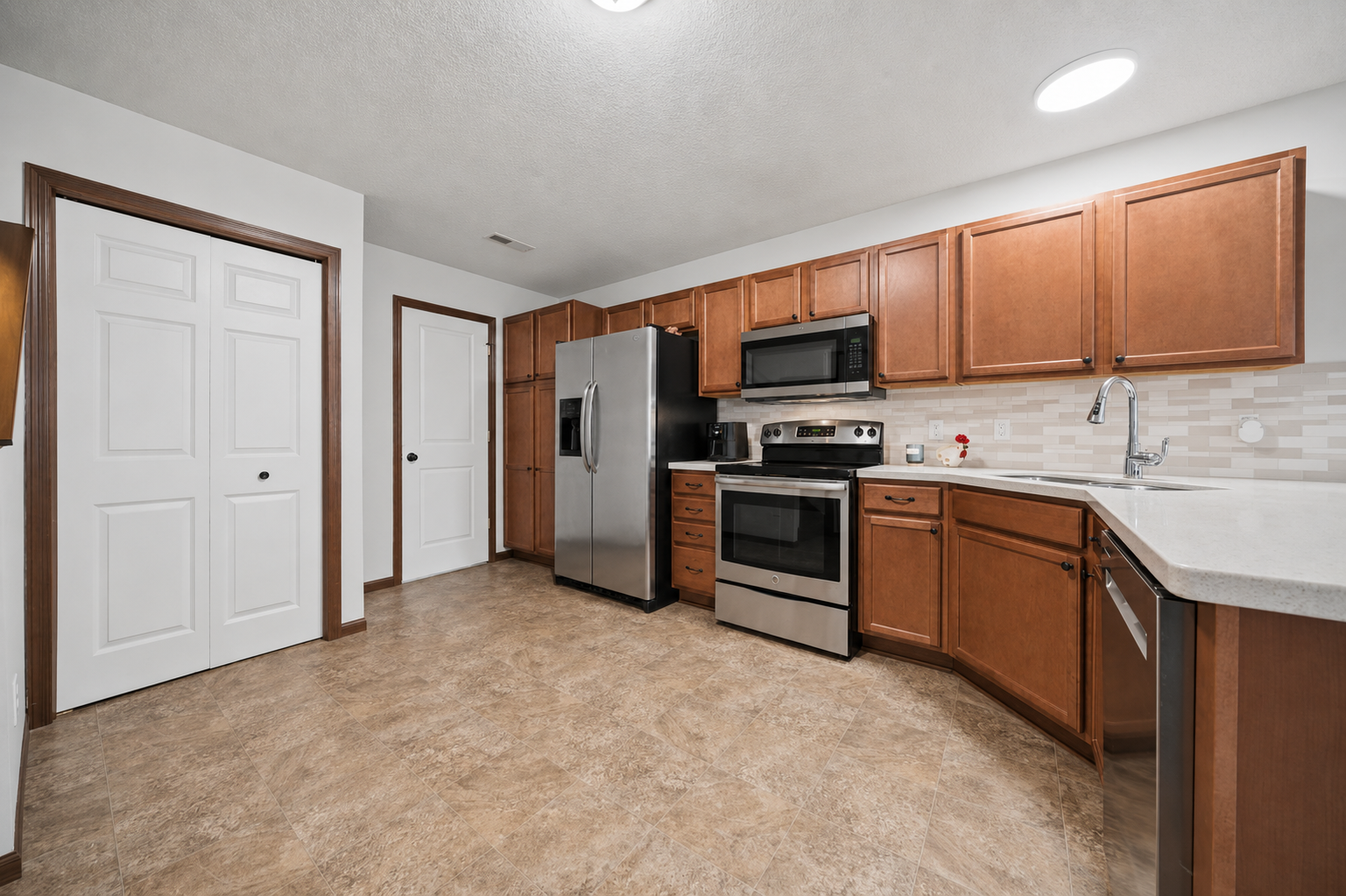 5099 61st Street Northwest Rochester, MN 55901 - Photo 3 of 19