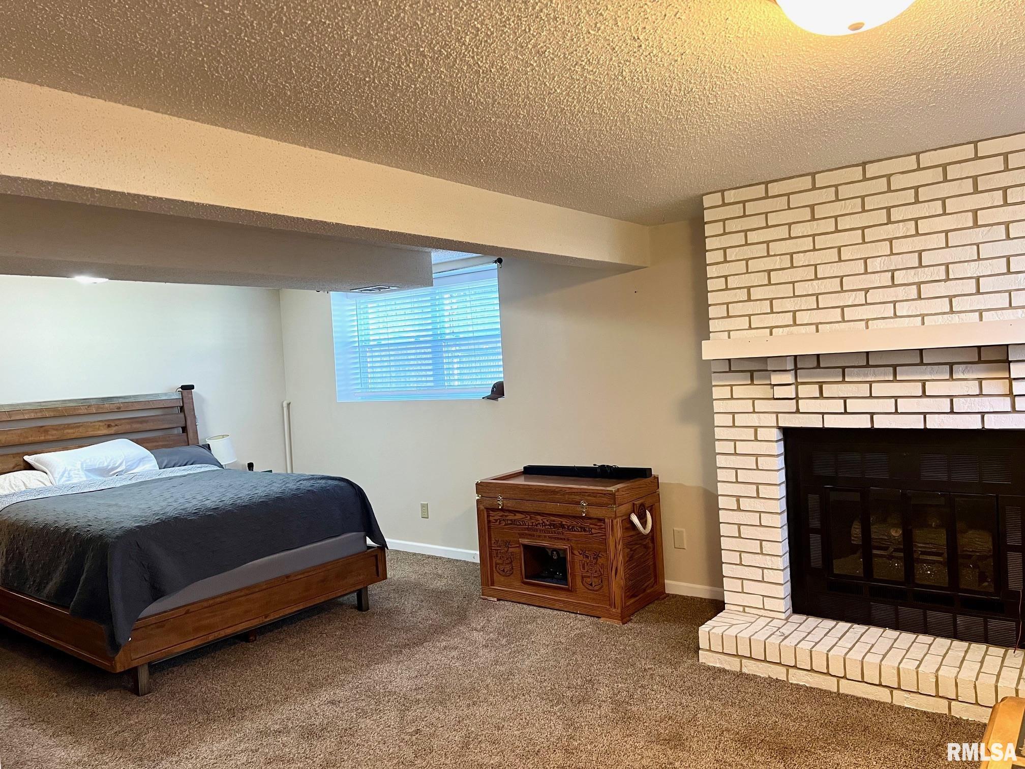 1249 Curtis Creek Road Quincy, IL 62301 - Photo 8 of 16 Gallery Image 8