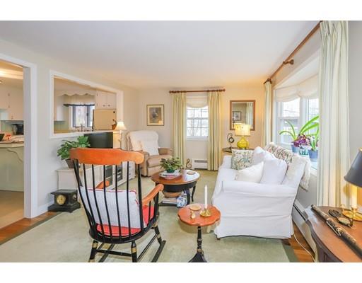 4 Francis Road Salem, MA 01970 - Photo 7 of 32 Gallery Image 7