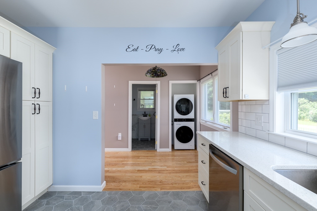 38 Eagle Street Ware, MA 01082 - Photo 15 of 28