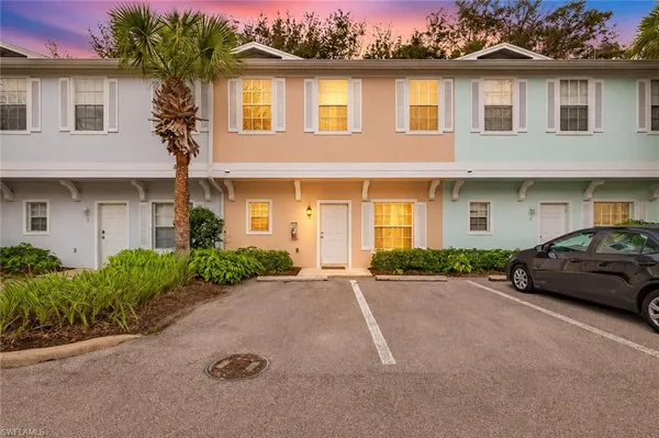 $275,000 | 3258 Tamara Drive, Unit 2, Naples, FL 34109