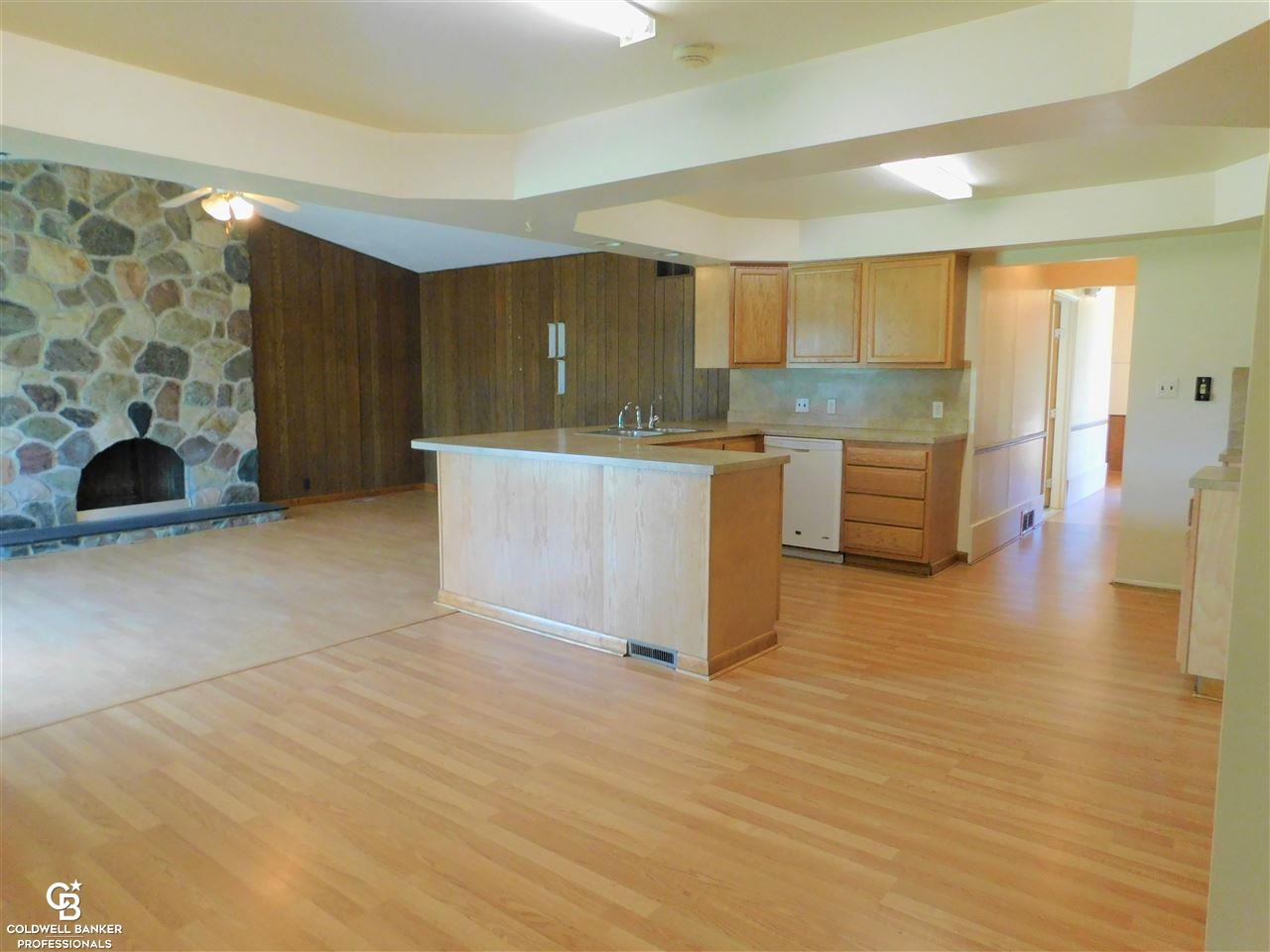 1631 South Allen Road St. Clair, MI 48079 - Photo 9 of 26 31389292-8.JPG
