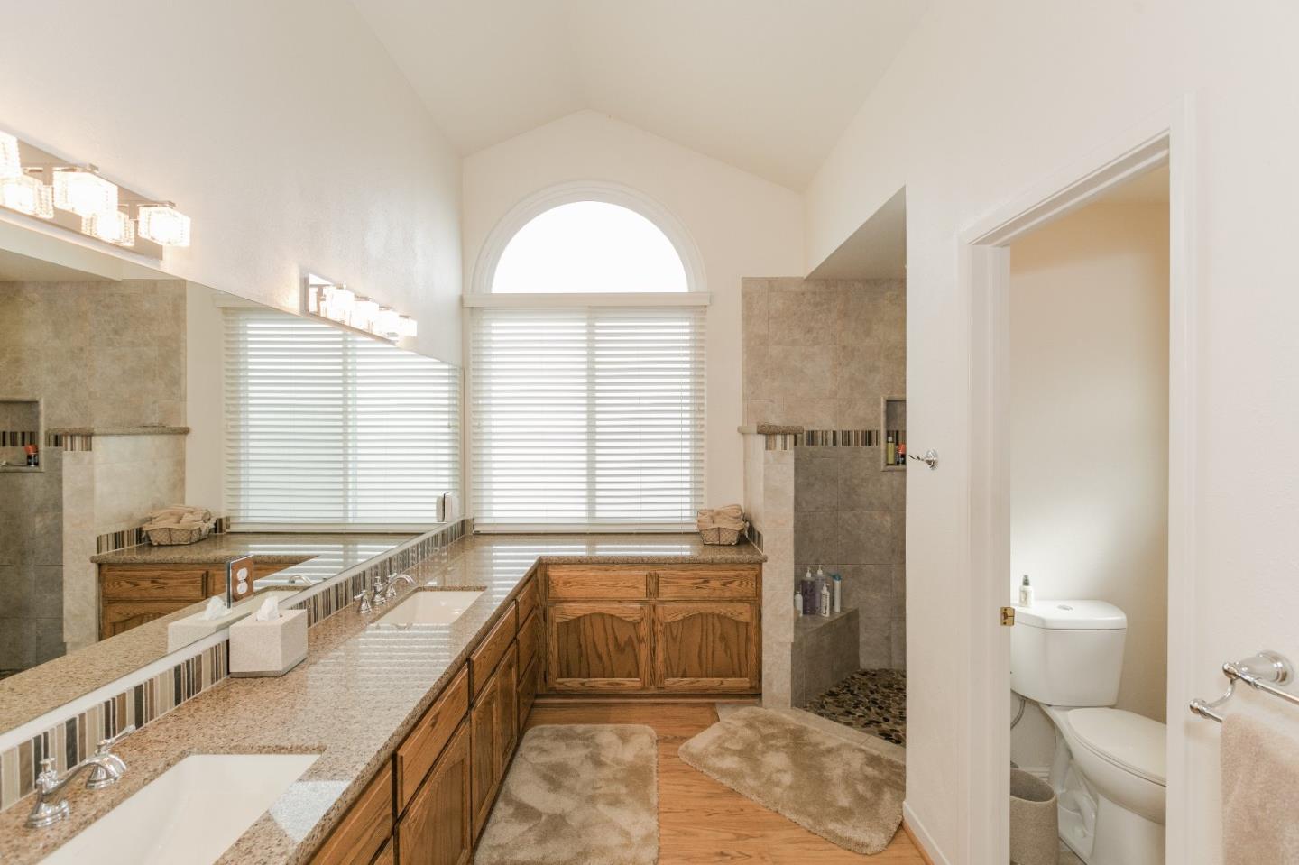 18570 Ranchito Del Rio Drive Salinas, CA 93908 - Photo 26 of 47 Gallery Image 26