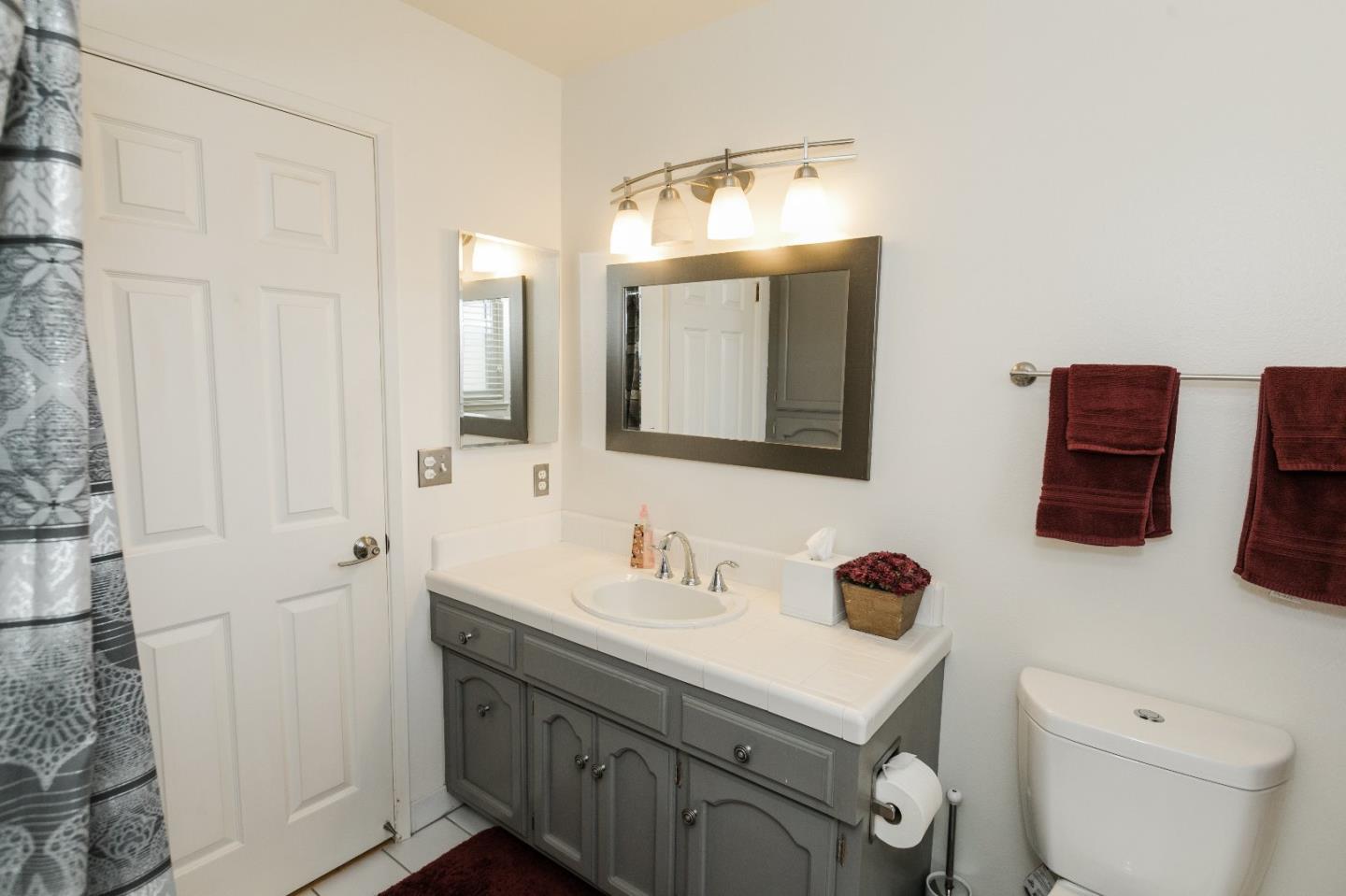 18570 Ranchito Del Rio Drive Salinas, CA 93908 - Photo 32 of 47 Gallery Image 32