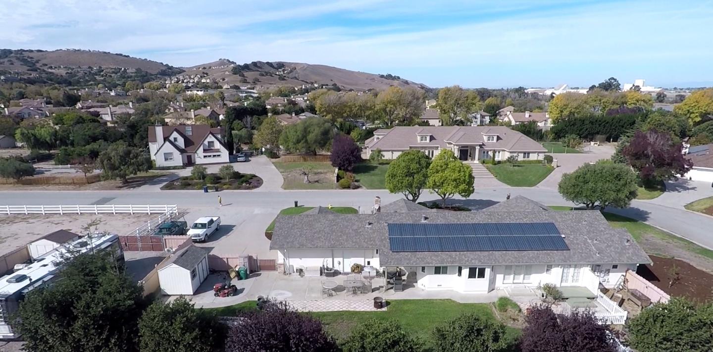 18570 Ranchito Del Rio Drive Salinas, CA 93908 - Photo 47 of 47 Gallery Image 47