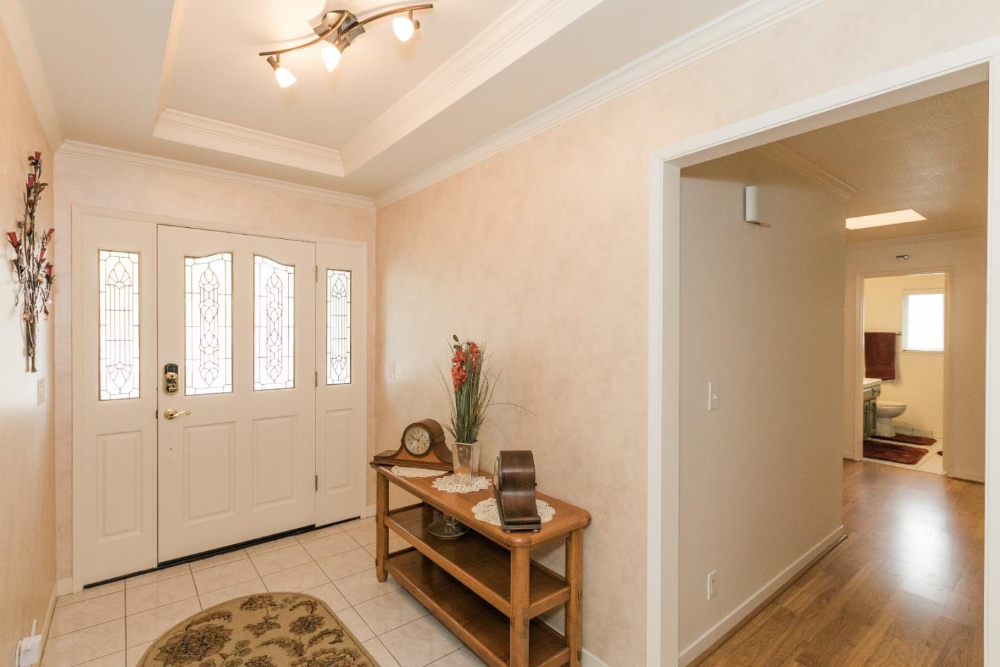18570 Ranchito Del Rio Drive Salinas, CA 93908 - Photo 6 of 47 Gallery Image 6