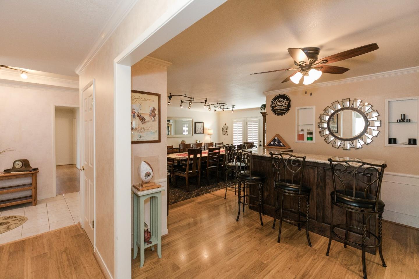 18570 Ranchito Del Rio Drive Salinas, CA 93908 - Photo 10 of 47 Gallery Image 10