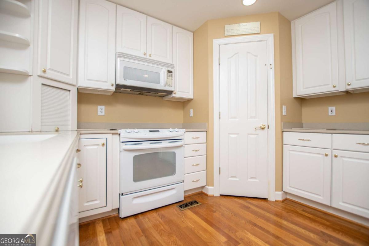 128 Manor Way Carrollton, GA 30117 - Photo 29 of 68