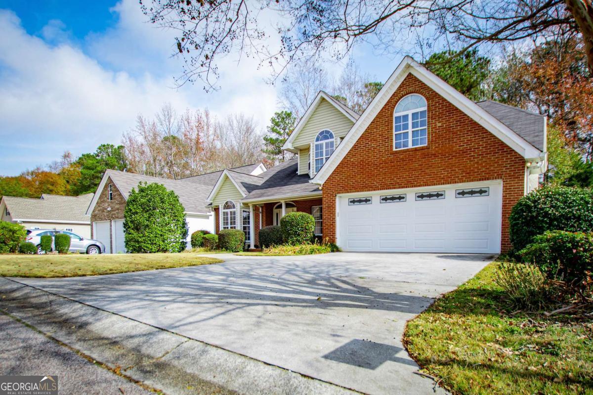 128 Manor Way Carrollton, GA 30117 - Photo 5 of 68