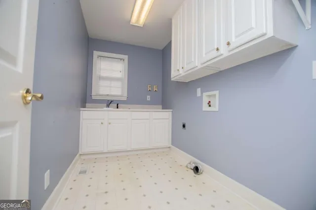 $429,000 | 128 Manor Way, Carrollton, GA 30117