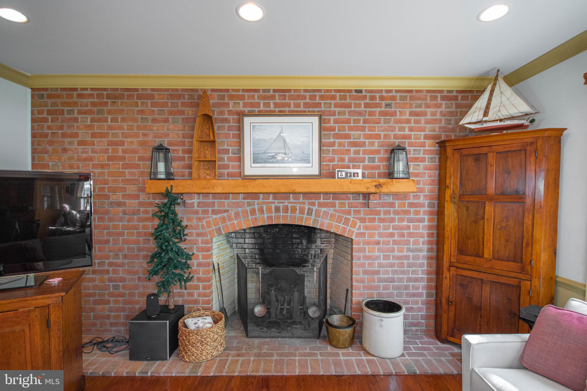 5454 Elks Lodge Road Cambridge, MD 21613 - Photo 17 of 91 Fireplace