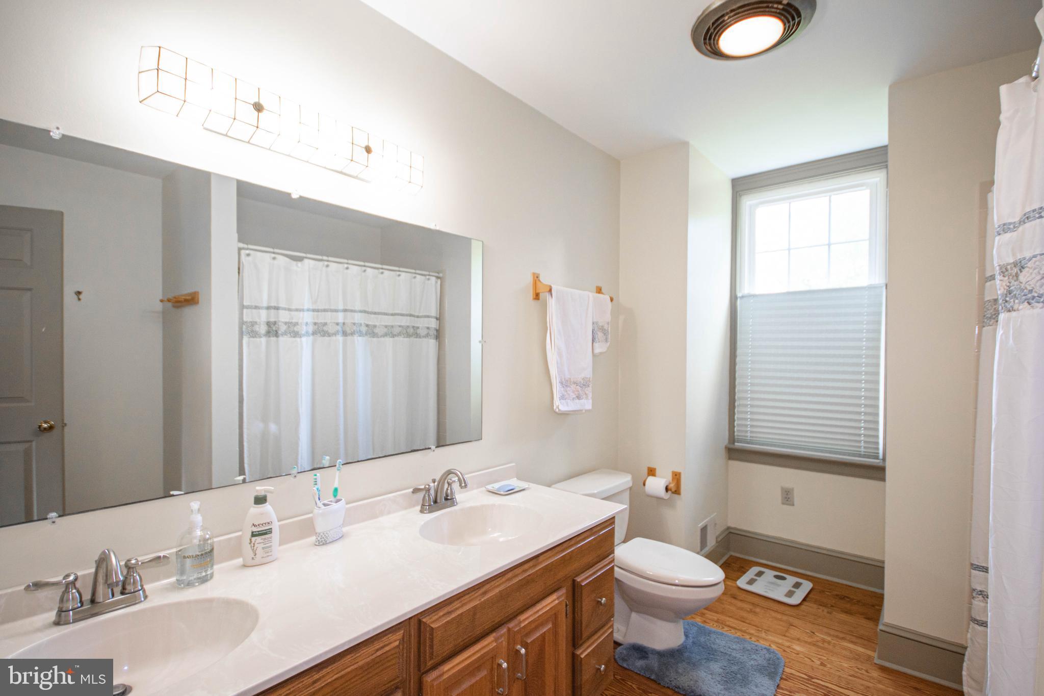 5454 Elks Lodge Road Cambridge, MD 21613 - Photo 33 of 91 Primary bathroom