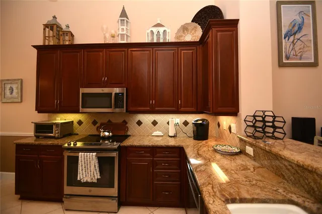 $2,500 | 706 Cobblestone Drive, Ormond Beach, FL 32174