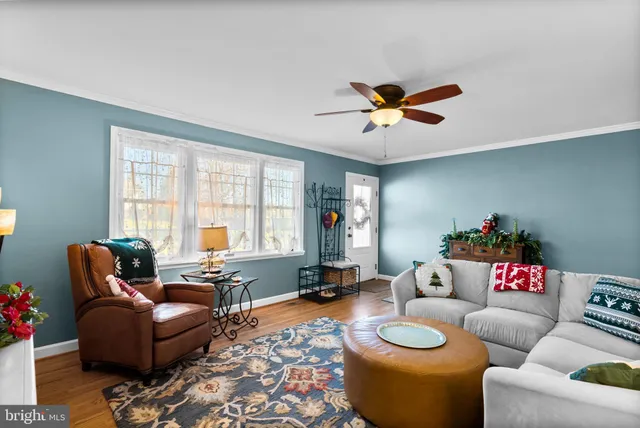 $400,000 | 319 Wayne Avenue, Westminster, MD 21157