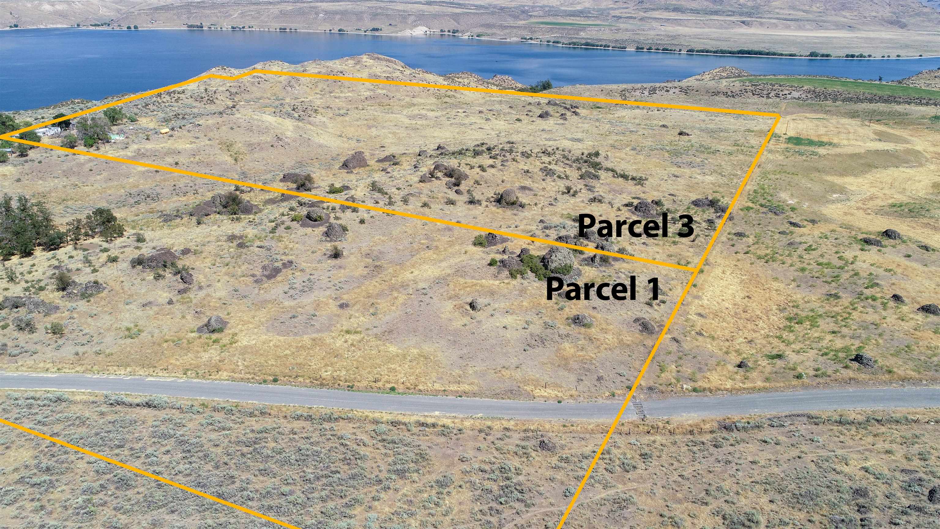 5600 Spring Canyon Road Grand Coulee, WA 99133 - Photo 2 of 17