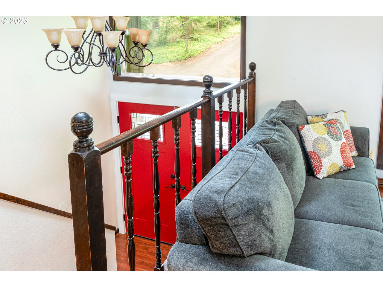 3503 Northwest Valley View Drive Albany, OR 97321 - Photo 36 of 43 a view of entryway