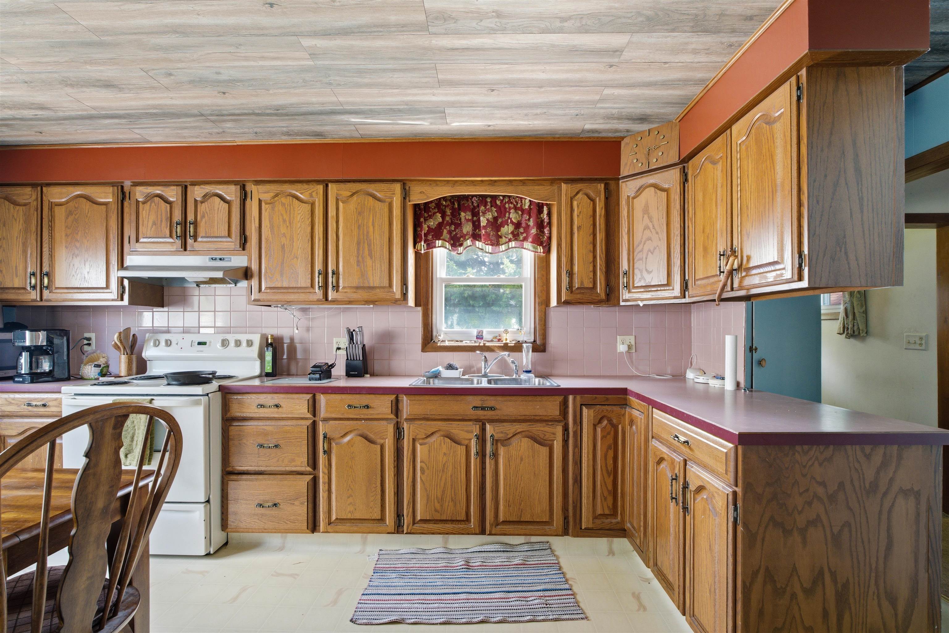 915 West Hawes Avenue Appleton, WI 54914 - Photo 6 of 24