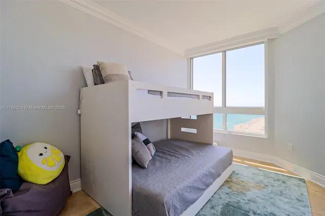 $13,000 | 6365 Collins Avenue, Unit 1903, Miami Beach, FL 33141