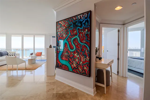 $10,000 | 6365 Collins Avenue, Unit 1903, Miami Beach, FL 33141