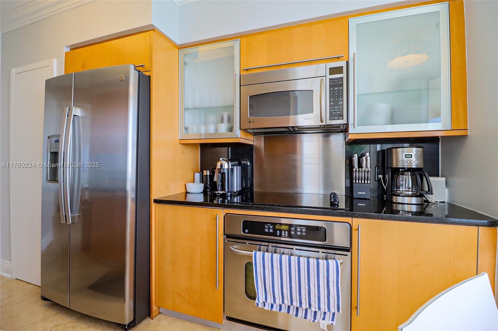 6365 Collins Avenue, Unit 1903 Miami Beach, FL 33141 - Photo 38 of 88