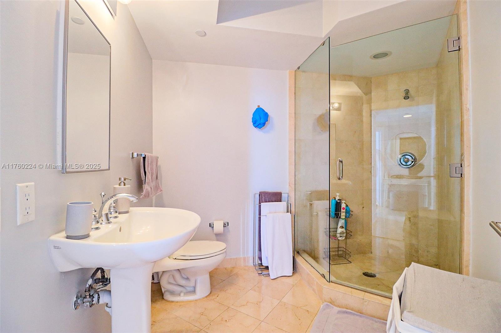 6365 Collins Avenue, Unit 1903 Miami Beach, FL 33141 - Photo 4 of 88