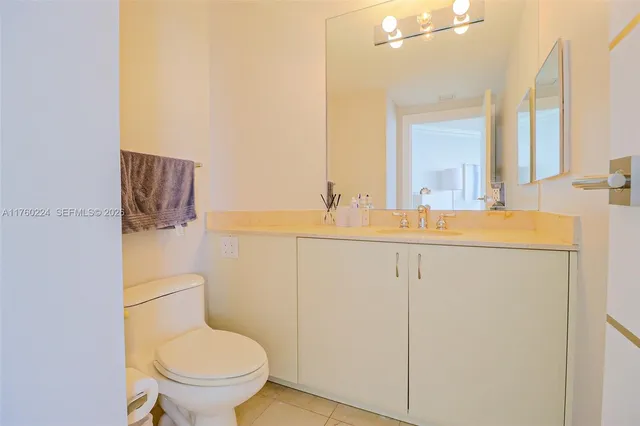 $10,000 | 6365 Collins Avenue, Unit 1903, Miami Beach, FL 33141