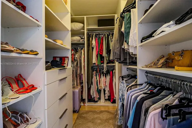 $13,000 | 6365 Collins Avenue, Unit 1903, Miami Beach, FL 33141