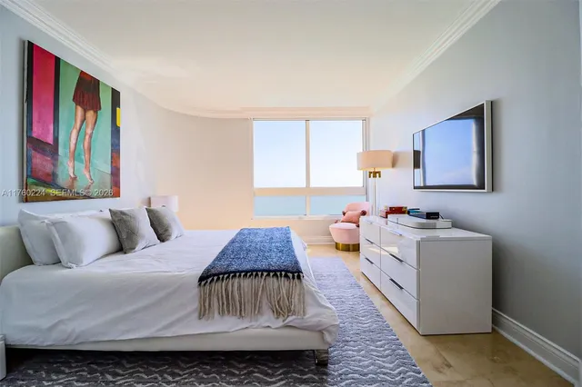 $10,000 | 6365 Collins Avenue, Unit 1903, Miami Beach, FL 33141